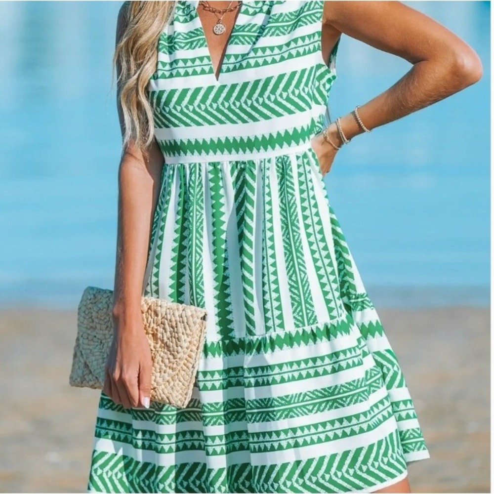 Cupshe Green White Geometric Tribal Print Sleeveless Tiered Babydoll‎ Dress | XL